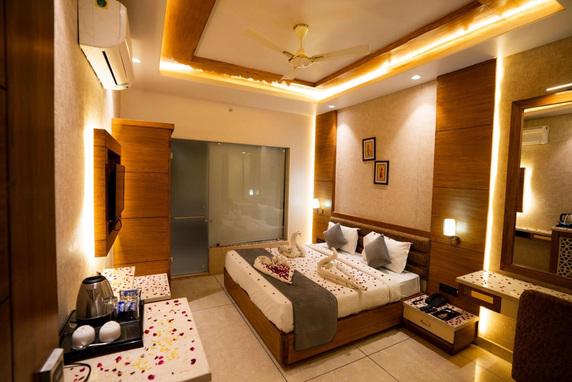 Hotel Rr 62-Jaipur City Centre Hotel Esterno foto