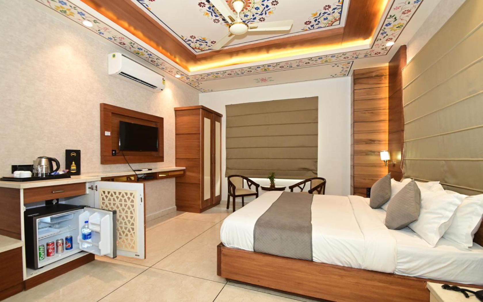 Hotel Rr 62-Jaipur City Centre Hotel Esterno foto