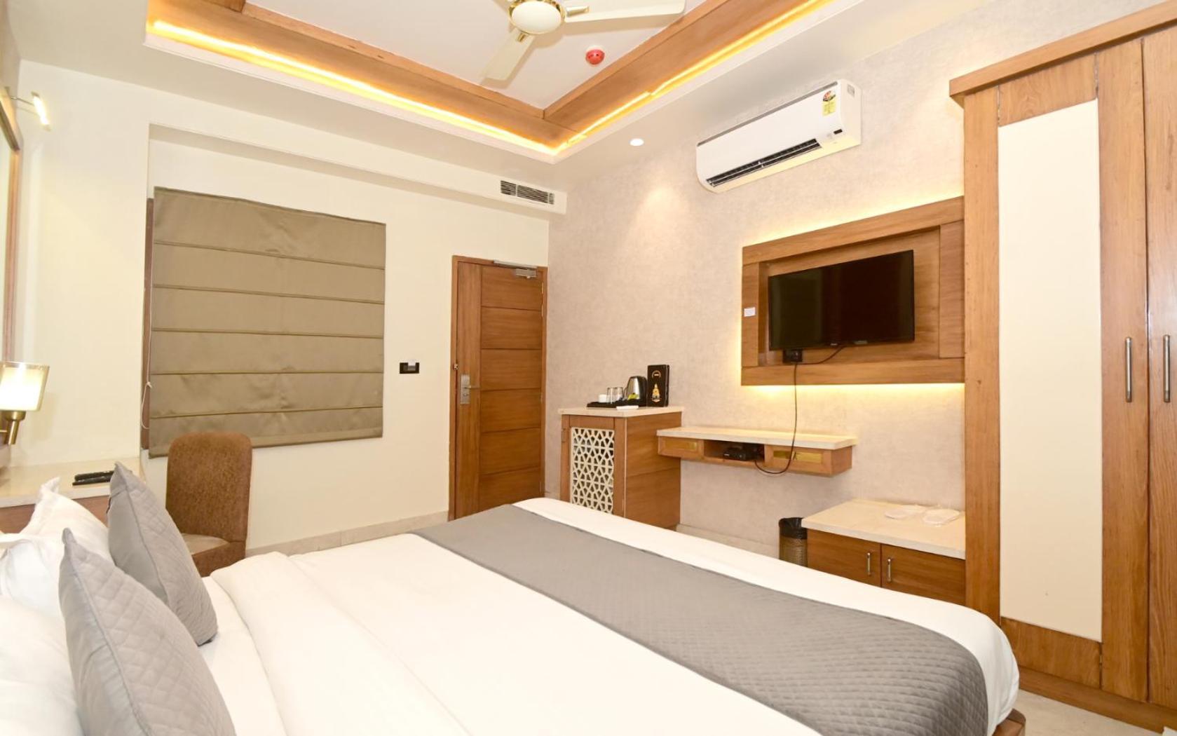 Hotel Rr 62-Jaipur City Centre Hotel Esterno foto