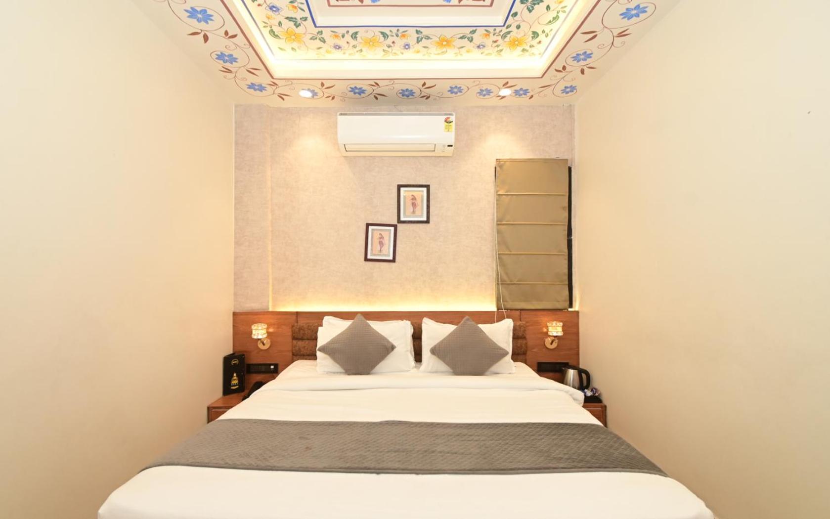 Hotel Rr 62-Jaipur City Centre Hotel Esterno foto